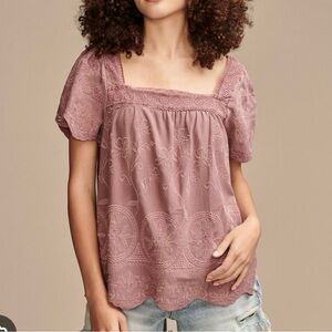 Embroidered Lucky Brand flutter top